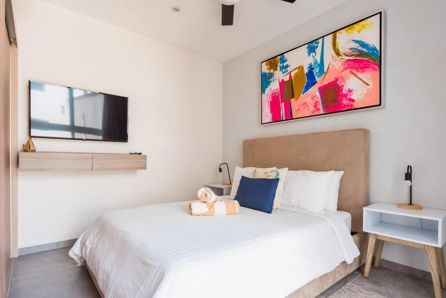 Haven Sleeps 16 Apartamento *