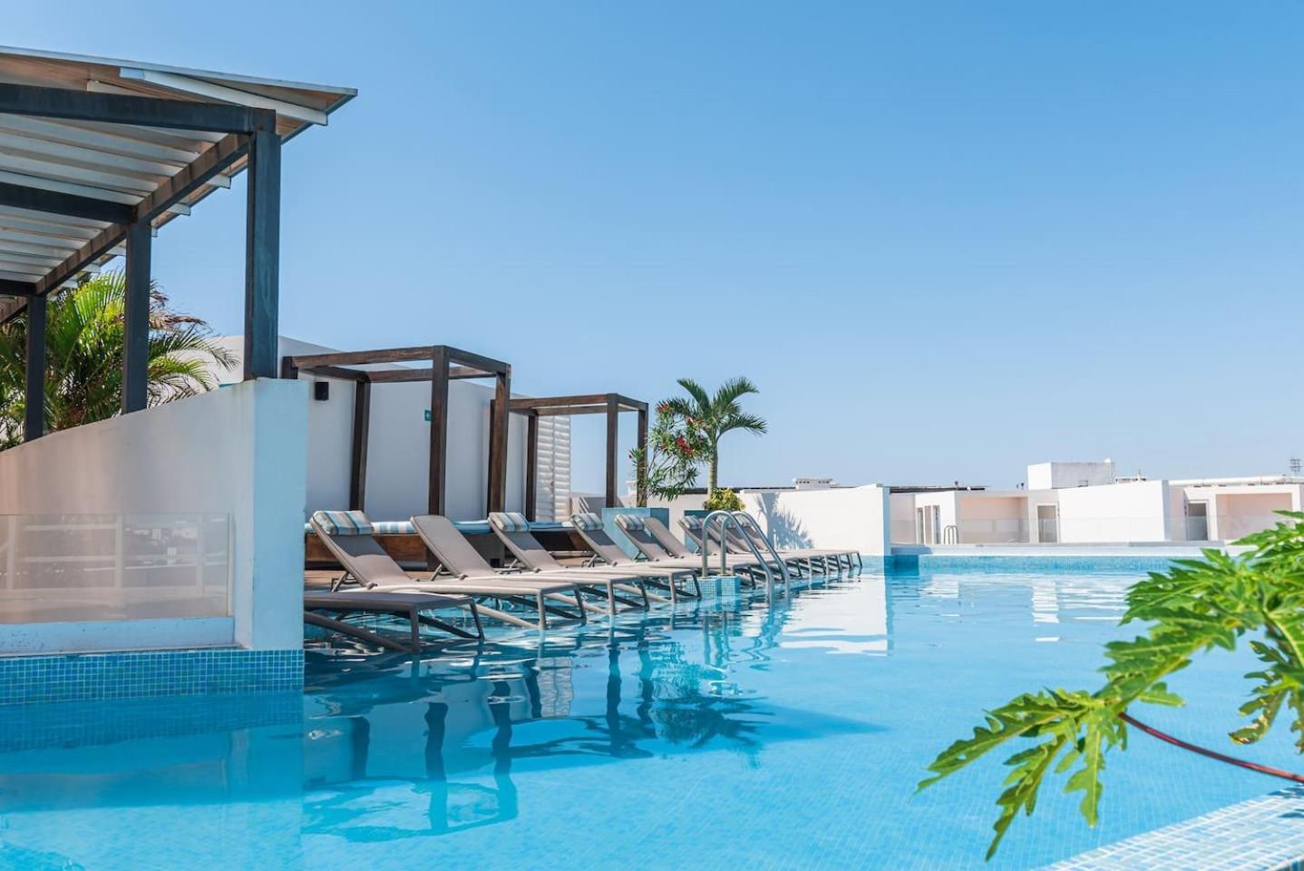Haven Sleeps 16 Playa del Carmen